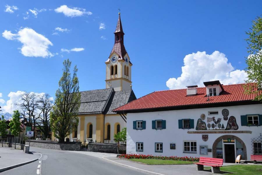 Ferienwohnung-Apartment Monika In Innsbruck-Igls Exteriör bild