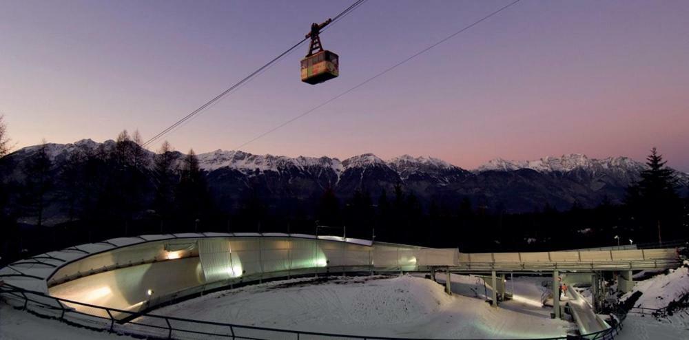 Ferienwohnung-Apartment Monika In Innsbruck-Igls Exteriör bild
